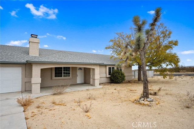 Detail Gallery Image 6 of 54 For 7147 Lennox Ave, Yucca Valley,  CA 92284 - 3 Beds | 2 Baths