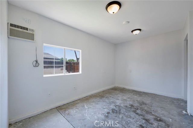 8888 Patrero Street, Riverside CA: https://media.crmls.org/medias/31f1f99a-15ce-4f04-9699-787da95614de.jpg