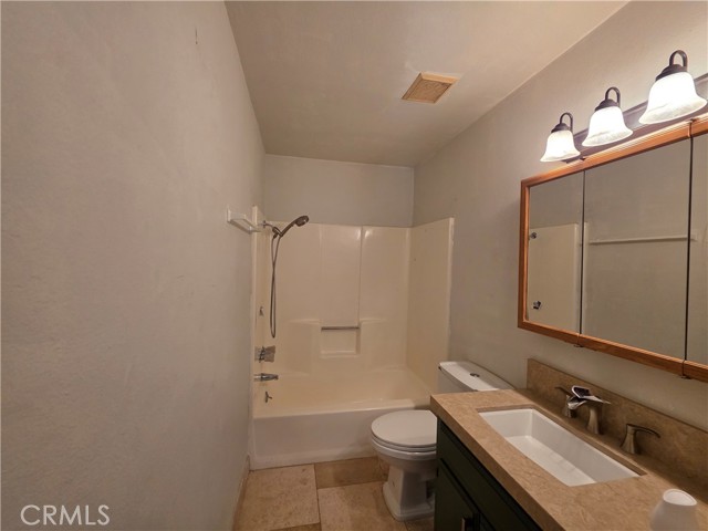 Detail Gallery Image 13 of 25 For 31510 Valley Ridge Dr, Running Springs,  CA 92382 - 4 Beds | 3 Baths