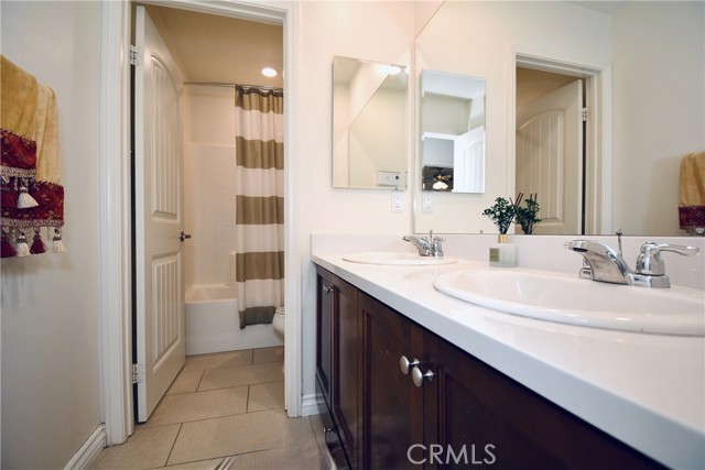 Detail Gallery Image 18 of 34 For 15581 Curry, Fontana,  CA 92336 - 4 Beds | 3/1 Baths