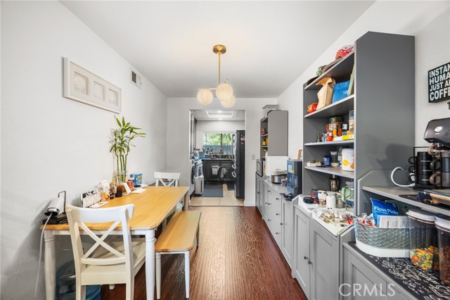 MLS #OC25265109 image #9