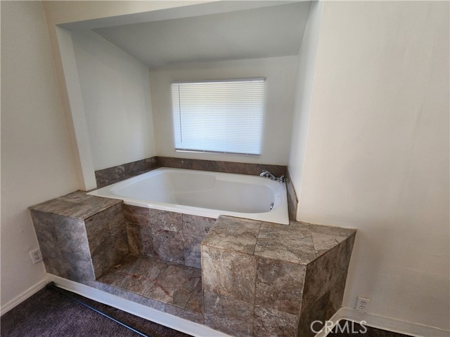 49832 Road 426, Oakhurst CA: https://media.crmls.org/medias/31f3548c-0c2f-4602-9733-63dc7bc47370.jpg