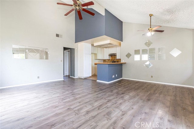 Detail Gallery Image 17 of 29 For 13100 Bromont Ave #8,  Sylmar,  CA 91342 - 2 Beds | 1 Baths