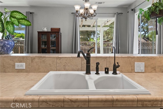 Detail Gallery Image 13 of 27 For 7934 Santa Ysabel Ave, Atascadero,  CA 93422 - 3 Beds | 2/1 Baths