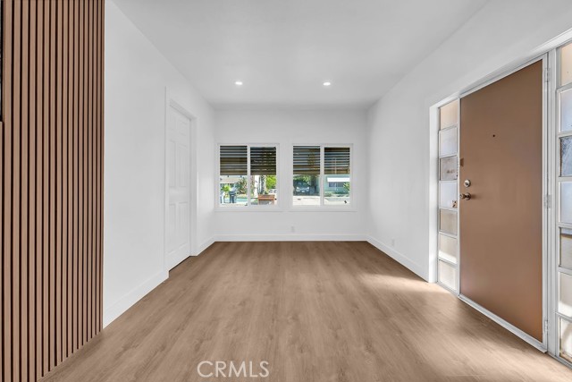 Detail Gallery Image 6 of 24 For 841 S Lyon, Hemet,  CA 92543 - 2 Beds | 2 Baths