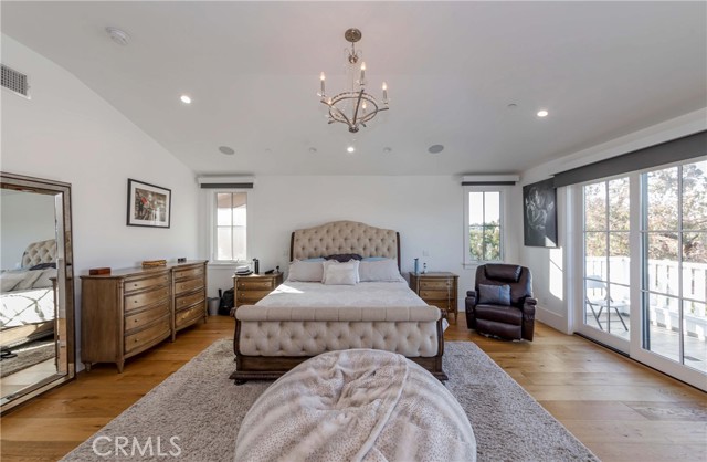 Detail Gallery Image 46 of 58 For 1747 Gates Ave, Manhattan Beach,  CA 90266 - 5 Beds | 5/1 Baths