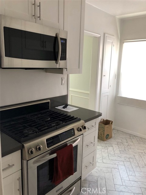 10641 Whipple Street photo 6
