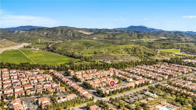 Detail Gallery Image 22 of 24 For 52 Cummings, Irvine,  CA 92620 - 4 Beds | 4 Baths