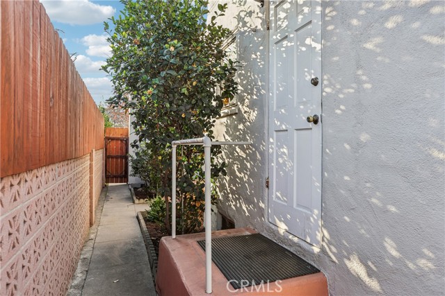 Image 29 of 42 For 3845 Hollypark