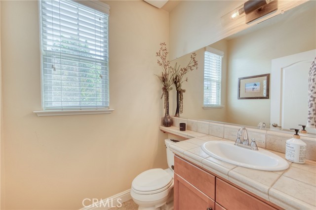Detail Gallery Image 8 of 47 For 5272 W King Fisher Ln, Fresno,  CA 93722 - 4 Beds | 2/1 Baths