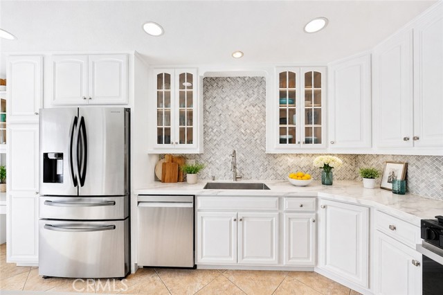 21056 Champlain, Lake Forest, CA 92630 photo 4