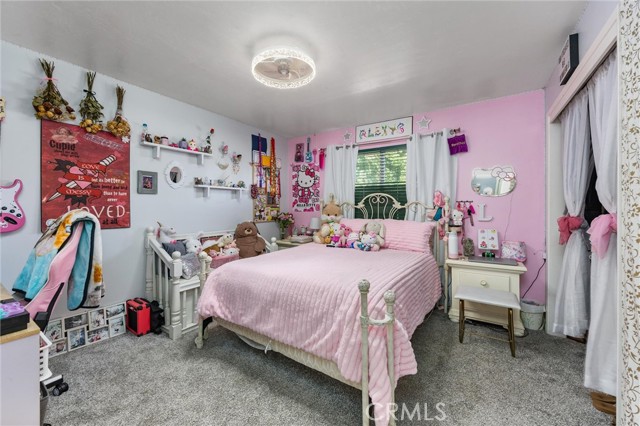 2105 Jason St, Bakersfield CA: https://media.crmls.org/medias/31f76bb0-fa04-4930-86ba-210fa2528970.jpg