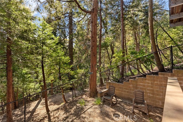 Detail Gallery Image 33 of 41 For 384 Primrose Cir, Lake Arrowhead,  CA 92352 - 4 Beds | 3 Baths