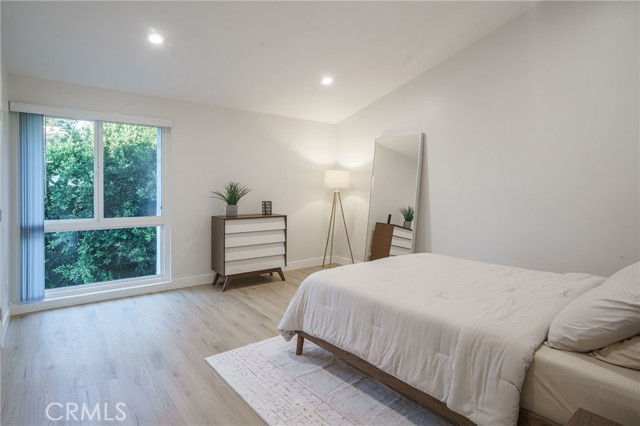 904 Camino Real, Redondo Beach CA: https://media.crmls.org/medias/31f8fdad-2cac-4e16-a9fd-4213a9a126b9.jpg
