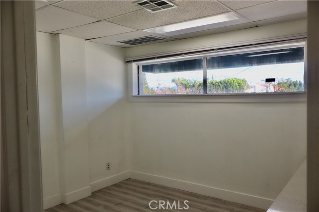 Detail Gallery Image 8 of 25 For 6016 Fallbrook Ave #200,  Woodland Hills,  CA 91367 - 4 Beds | – Baths