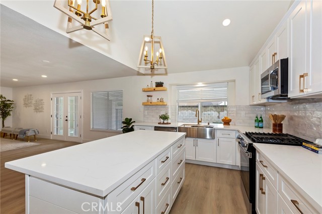 Detail Gallery Image 9 of 26 For 1181 W Banyon, Rialto,  CA 92377 - 4 Beds | 3 Baths