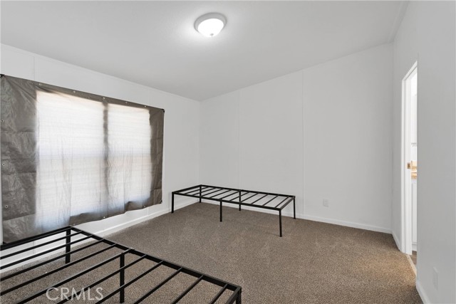 27320 Rodeo Road, Helendale CA: https://media.crmls.org/medias/31fa69f6-df93-4c71-8505-4d38033daa27.jpg