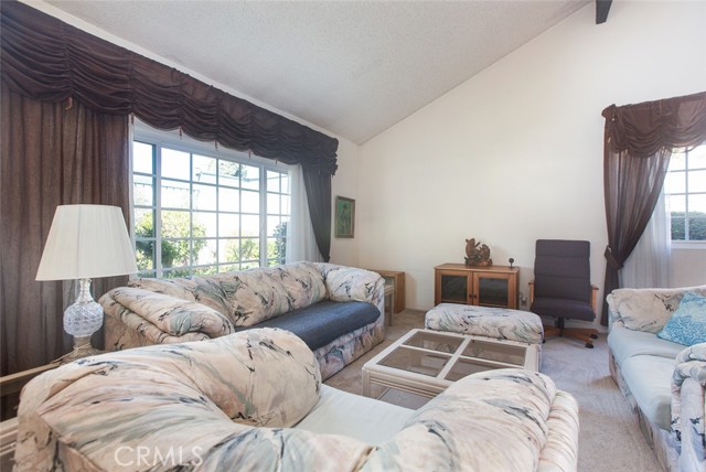 Detail Gallery Image 7 of 22 For 1316 Holly Leaf Way, Diamond Bar,  CA 91765 - 4 Beds | 2 Baths