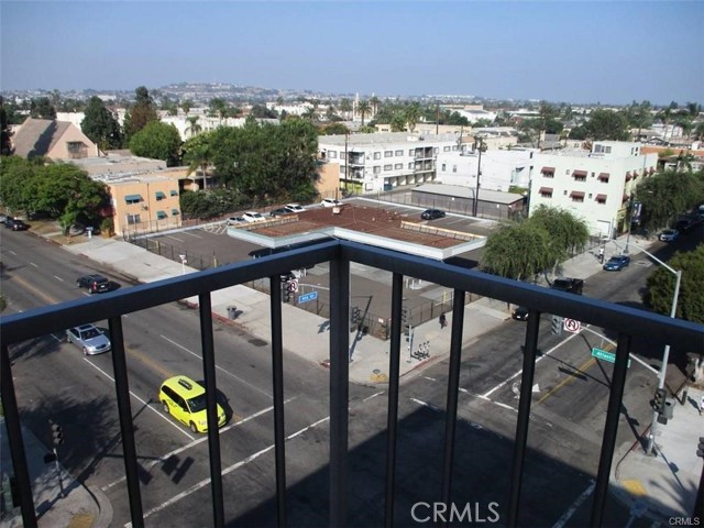 Detail Gallery Image 9 of 17 For 375 Atlantic Ave #702,  Long Beach,  CA 90802 - 2 Beds | 2 Baths