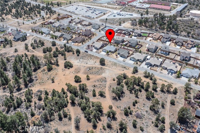 337 Pine Lane, Big Bear City CA: https://media.crmls.org/medias/31fc7eca-68d5-40ac-bc47-437de6609cd7.jpg