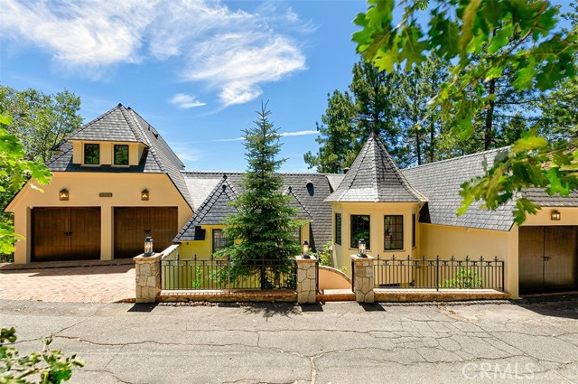 28087 North Shore Road, Lake Arrowhead CA: https://media.crmls.org/medias/31fcc637-479c-4263-80d3-7c0bb62d5e79.jpg