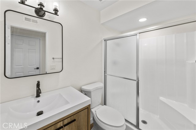 Detail Gallery Image 7 of 28 For 51 Golden Glen St #1,  Irvine,  CA 92604 - 3 Beds | 2 Baths