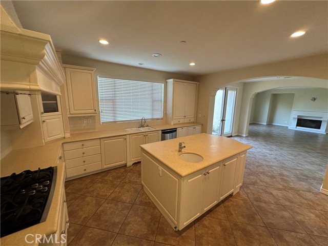 Detail Gallery Image 11 of 43 For 37 Hedgerow, Irvine,  CA 92603 - 5 Beds | 4/1 Baths