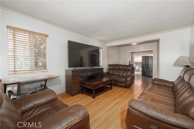Detail Gallery Image 3 of 16 For 2749 E Tyler St, Carson,  CA 90810 - 3 Beds | 1 Baths