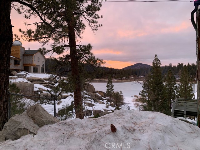 826 Boulder Road, Big Bear Lake CA: https://media.crmls.org/medias/31fd64d7-2a69-4c85-a288-7bb15201985b.jpg