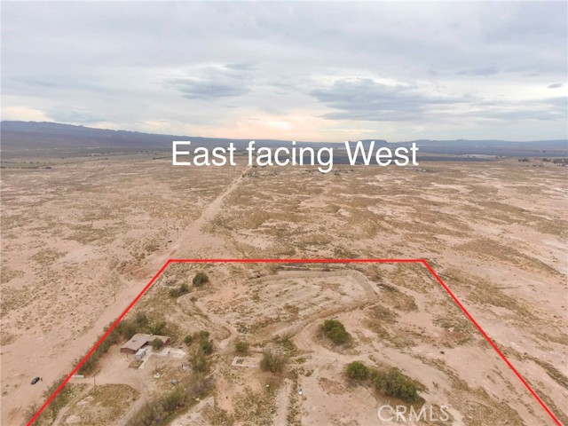 Detail Gallery Image 6 of 40 For 32900 Dune Rd, Newberry Springs,  CA 92365 - 3 Beds | 2 Baths