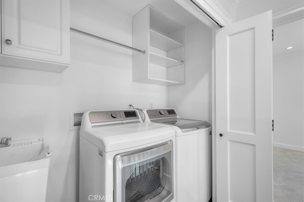 https://media.crmls.org/medias/31fdbcea-8de6-40ba-b334-ed46b270759a.jpg?preset=X-Large