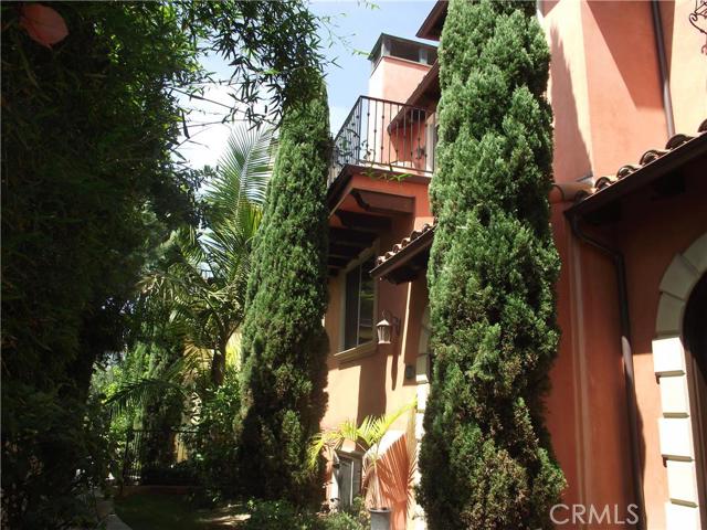 621 Pacific Coast Highway, Redondo Beach, California 90277, 4 Bedrooms Bedrooms, ,3 BathroomsBathrooms,Residential,Sold,Pacific Coast,DW15267479