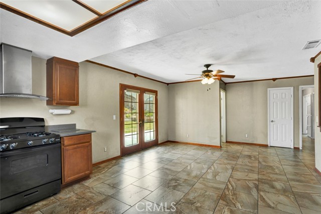 2378 Thisa Way, Hemet CA: https://media.crmls.org/medias/31ff0f78-bc42-4f67-be84-33c70ceacc1a.jpg