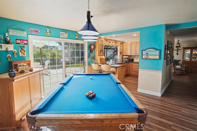 Detail Gallery Image 7 of 29 For 21946 Peppercorn, Saugus,  CA 91350 - 4 Beds | 2/1 Baths