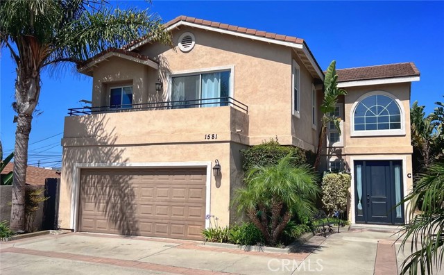 Detail Gallery Image 1 of 26 For 1581 Orange Ave #C,  Costa Mesa,  CA 92627 - 3 Beds | 2/1 Baths