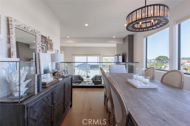 Detail Gallery Image 17 of 43 For 314 Dahlia, Corona Del Mar,  CA 92625 - 3 Beds | 3 Baths