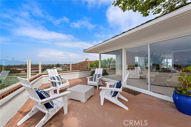 Detail Gallery Image 46 of 61 For 2519 Harbor View Dr, Corona Del Mar,  CA 92625 - 4 Beds | 2/1 Baths