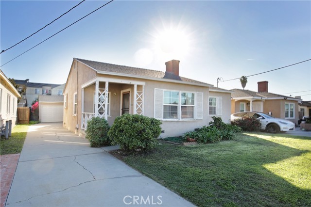 Detail Gallery Image 3 of 29 For 1618 W 9th, Santa Ana,  CA 92703 - 3 Beds | 1 Baths