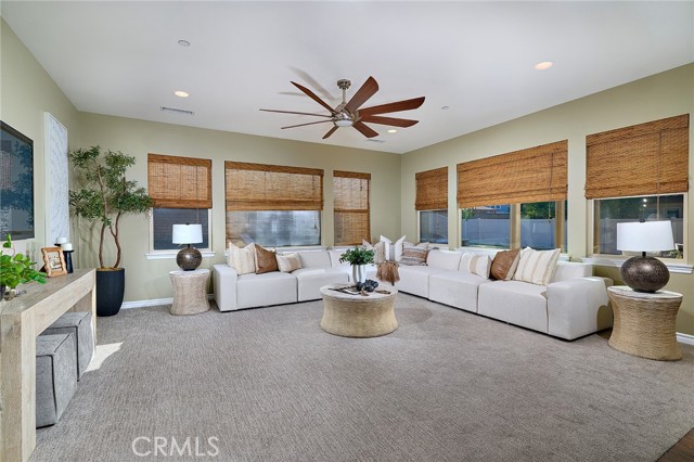 Detail Gallery Image 16 of 36 For 32591 Shadyview, Winchester,  CA 92596 - 5 Beds | 3/1 Baths
