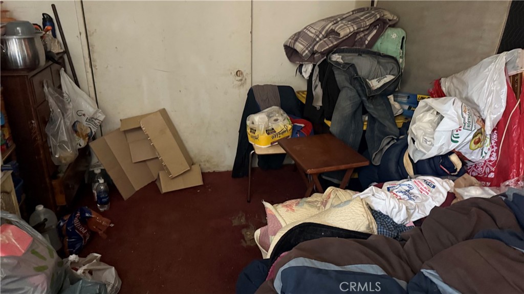 https://media.crmls.org/medias/320155d0-d07a-4f48-92c2-01cb1269661a.jpg?preset=X-Large