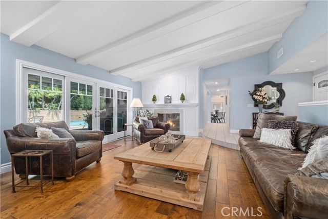 Detail Gallery Image 8 of 53 For 12261 Browning Ave, North Tustin,  CA 92705 - 5 Beds | 4/1 Baths