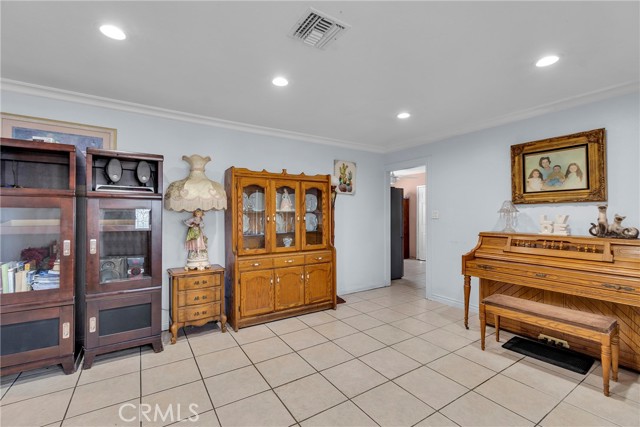 Detail Gallery Image 7 of 30 For 2596 Trudy, Pomona,  CA 91766 - 3 Beds | 1 Baths