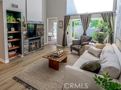 23957 Arroyo Park Drive, Valencia CA: https://media.crmls.org/medias/3202bab6-d3e6-4db1-8e84-3453232a6fc5.jpg