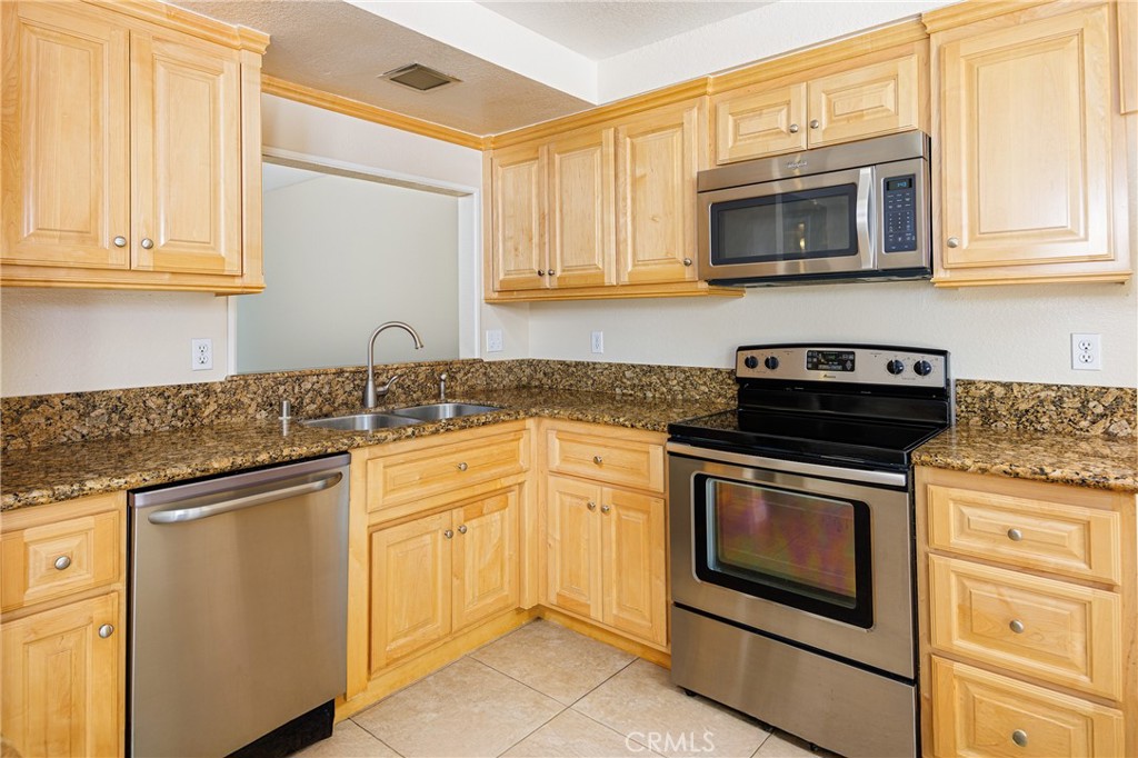 32037d94 E353 44e1 Bc73 03db2d7a415c