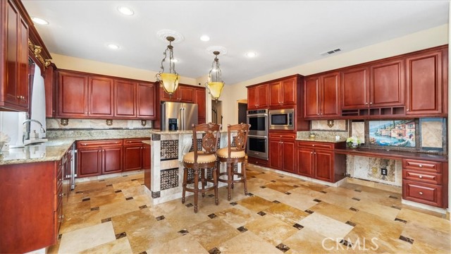 Detail Gallery Image 10 of 65 For 23386 Calle Pepita Rd, Corona,  CA 92883 - 6 Beds | 4 Baths