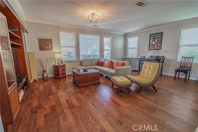 Detail Gallery Image 17 of 65 For 17023 Strawberry Pine Ct, Canyon Country,  CA 91387 - 4 Beds | 4 Baths