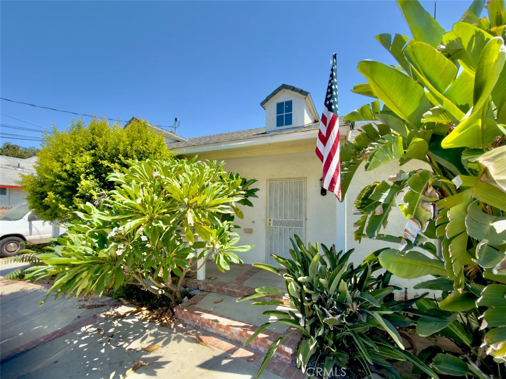 10918 Laurel Canyon