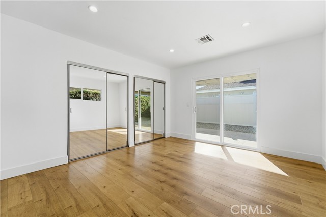 Detail Gallery Image 20 of 57 For 6015 Laurelgrove, North Hollywood,  CA 91606 - 5 Beds | 5 Baths