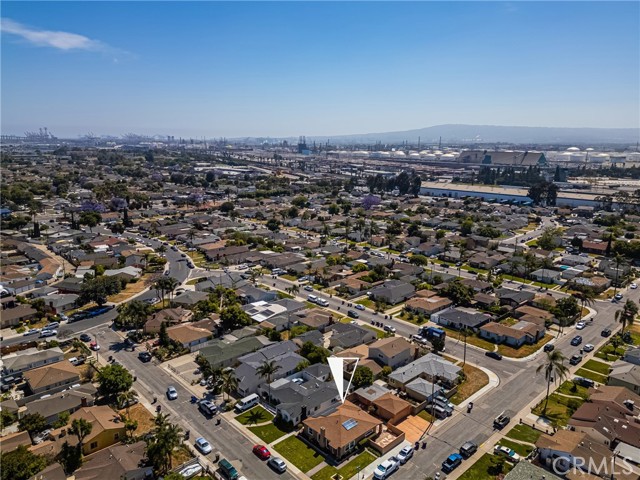 2775 Wetherly Avenue, Long Beach CA: https://media.crmls.org/medias/32065784-3e2f-48cf-a875-d3eec72159c2.jpg