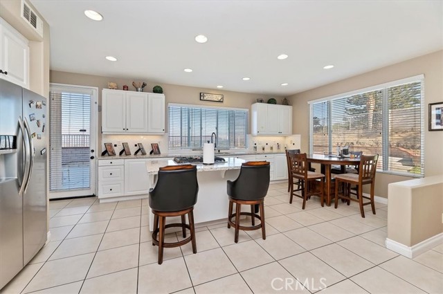 Detail Gallery Image 18 of 54 For 16286 Sun Summit Dr, Riverside,  CA 92503 - 5 Beds | 3/1 Baths